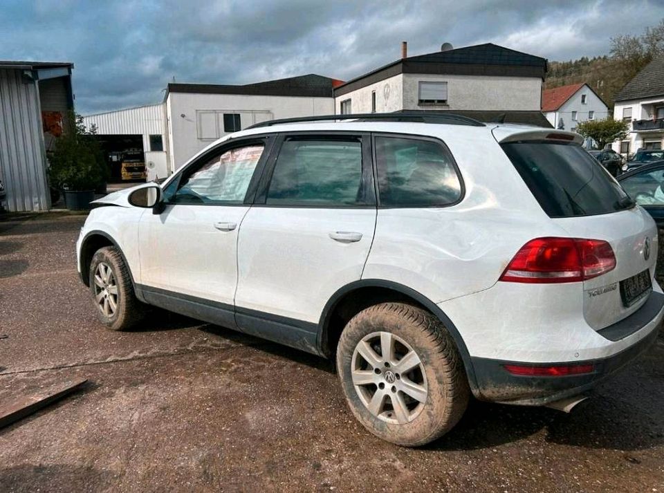 Touareg 7P 2012 3.0TDI Schlachtfest in Tannheim