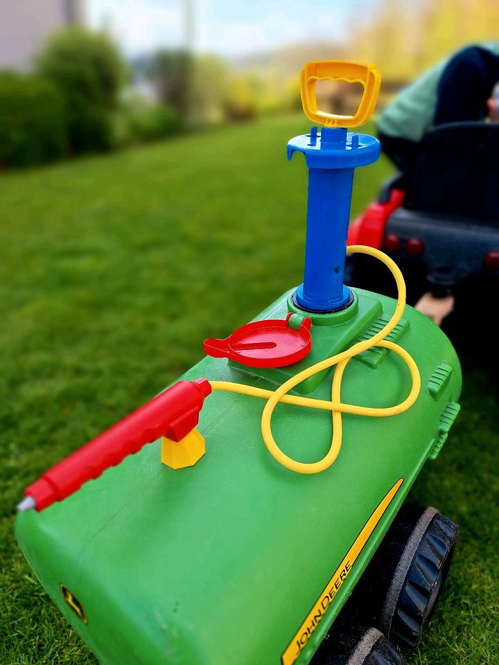 Trolley Toys Wasserfass inkl. Pumpe in Kirchberg