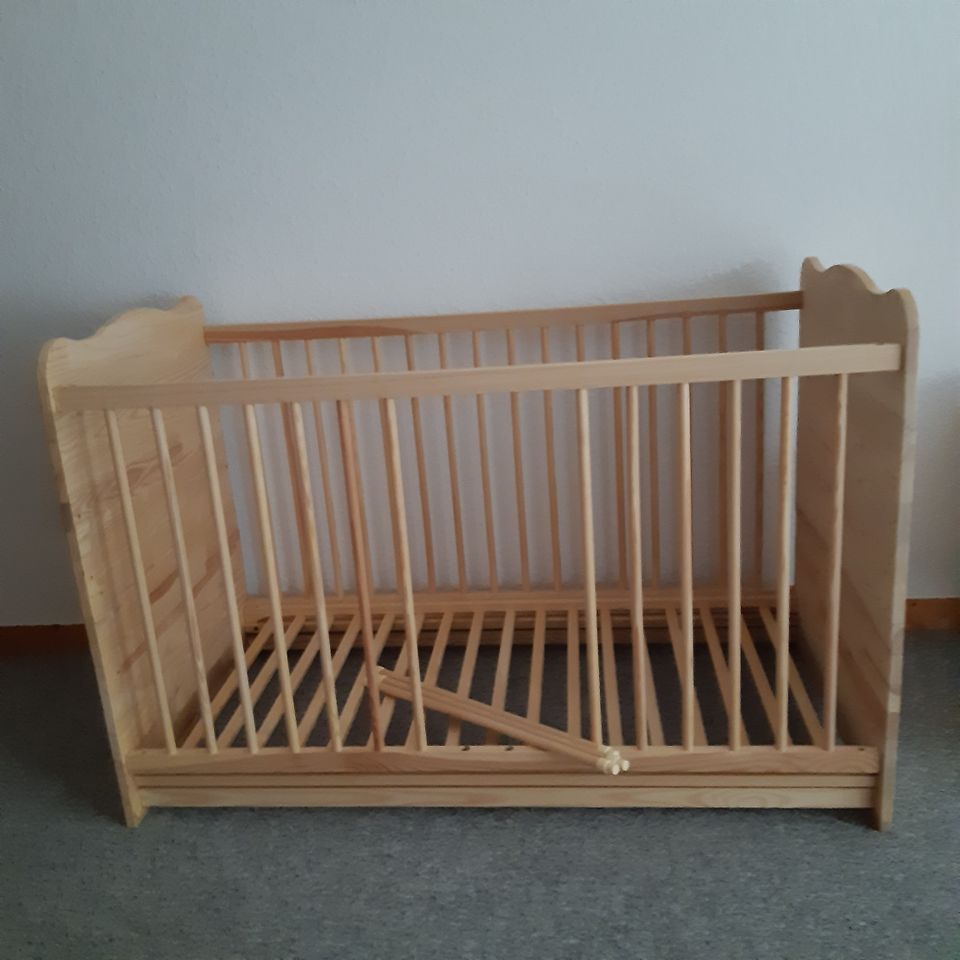 Baby-Jugendkinder-Bett, umbaubar, 2in1, Massivholz in Erkrath