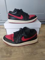 Nike Air Jordan 1 Low Black Red 38 mit Original Karton Sachsen-Anhalt - Dessau-Roßlau Vorschau