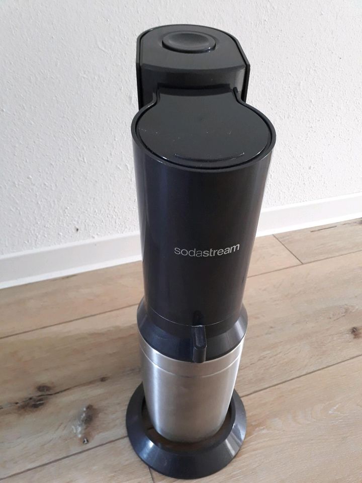 Sodastream Crystal inkl. 2 Glasflaschen in Münchhausen