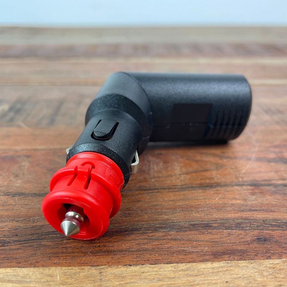 Black + Decker 12V Zigarettenanzünder Anschluss mit 8A Sicherung