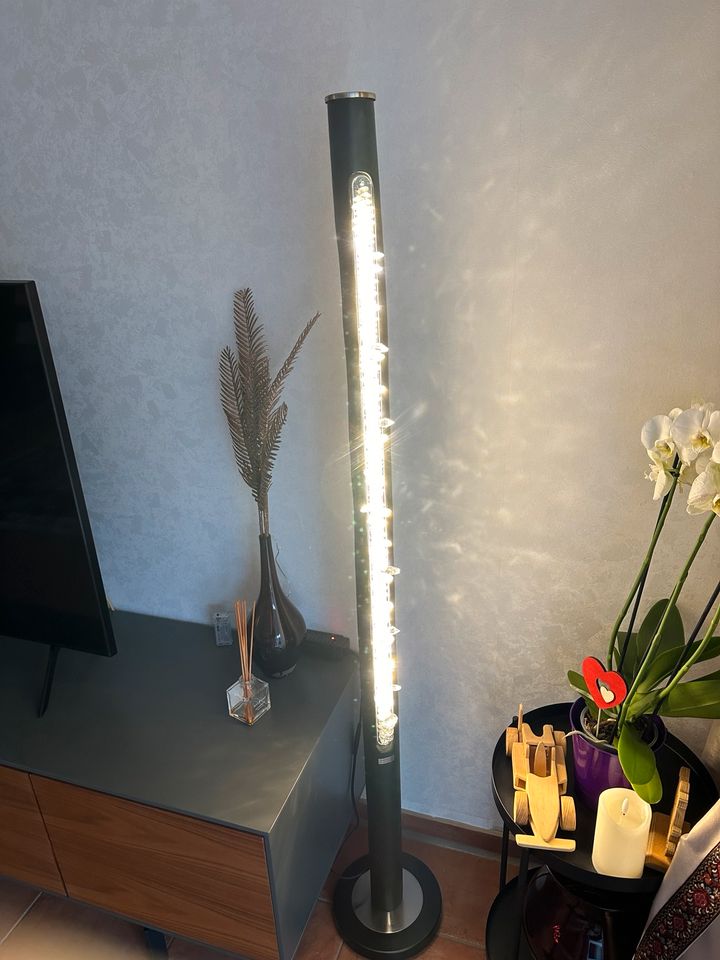 Stehlampe mit Kristallen neu unbenutzt in Gladbeck