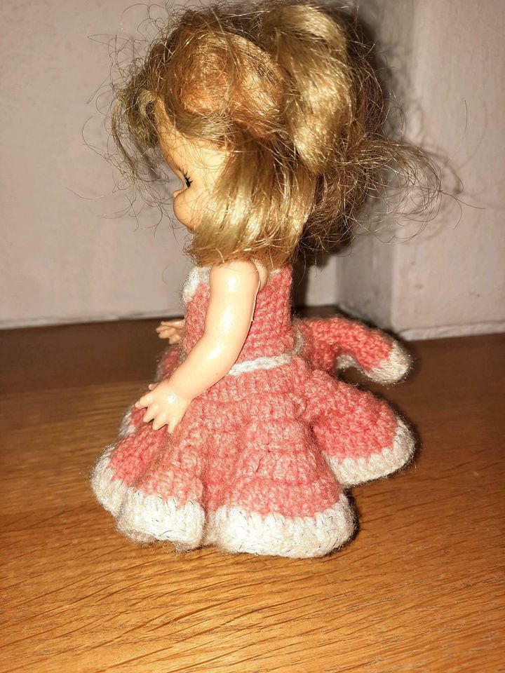 Kleine Puppe„Susi”,16 cm,mit Kleid beweglich,70er Jahre-gebraucht in Wallersdorf