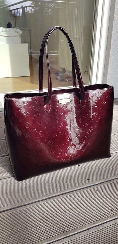 Louis Vuitton Monogram Vernis Wilshire GM Tote Bag