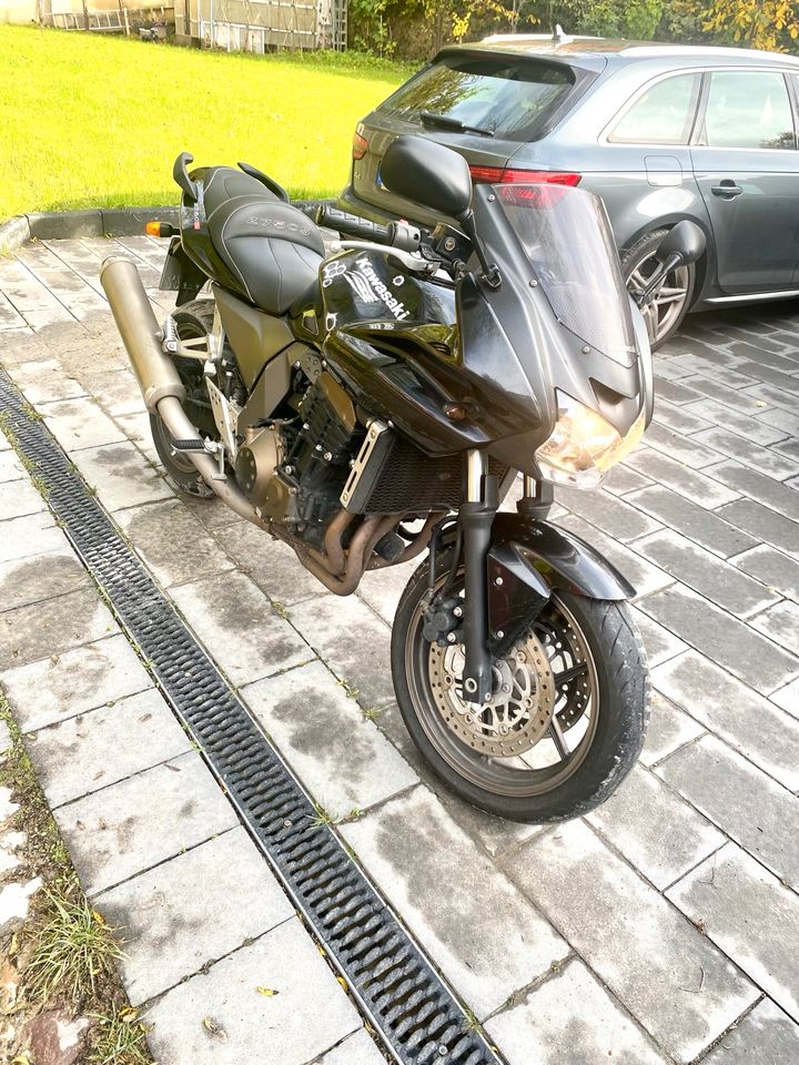Tausche Motorrad Kawasaki z750s gegen Chopper o. Vw Seat 7 Sitzer in Freckenhorst