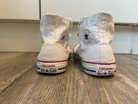 Chucks in Weiß Gr 42,5 Niedersachsen - Osteel Vorschau