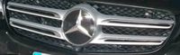 Mercedes X253 GLC orig. Kühlergrill Top Zustand, mit Frontkamera Baden-Württemberg - Ostfildern Vorschau