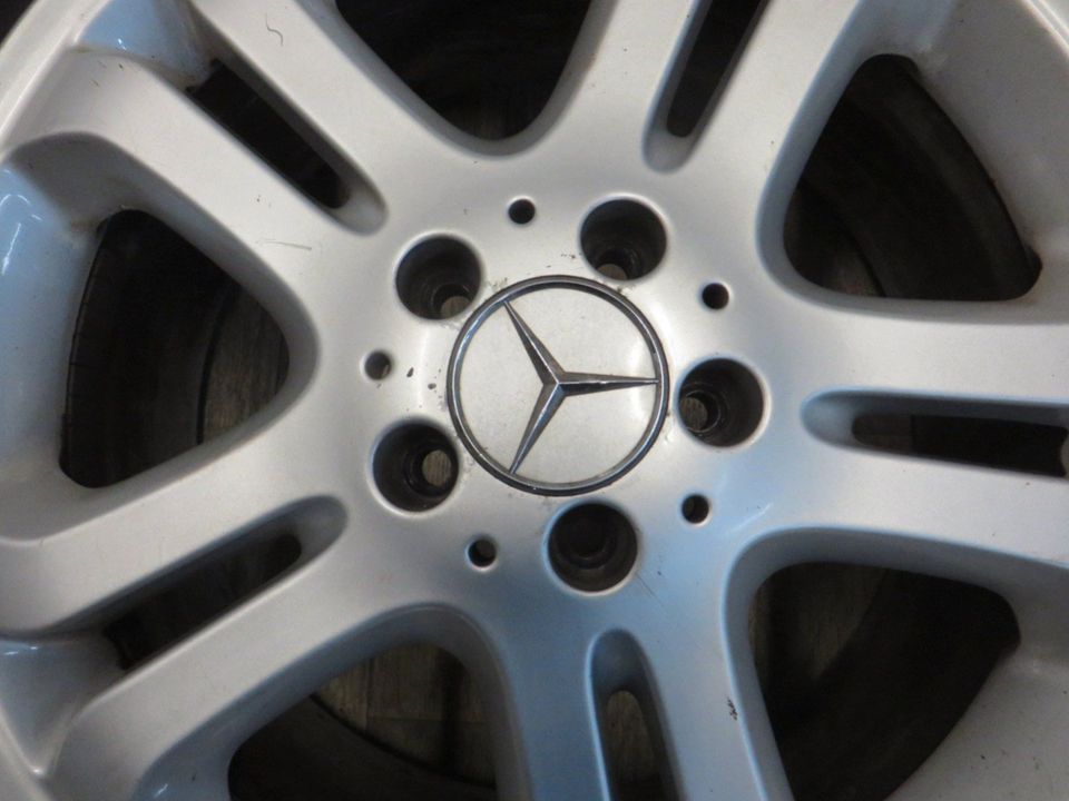 Mercedes Benz ML W164 Alufelgen 18 Zoll 8J x 18H2 ET60 1644011302 in Neutraubling