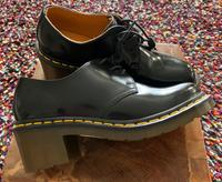 Dr. Martens Amory NEU Gr. 38 selten Blockabsatz 5 cm Saarland - Wallerfangen Vorschau