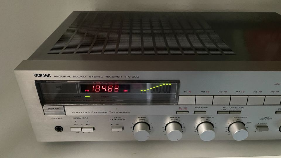 Yamaha RX 300 Stereo Receiver in Passau