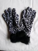 Handschuhe Fleece Gr.M schwarz weiß gemustert Neu!! Gr.M/L Sachsen - Dippoldiswalde Vorschau