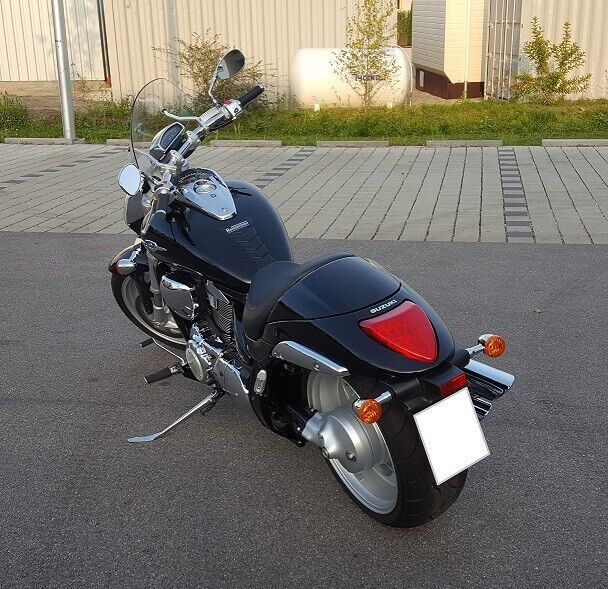 Suzuki Intruder VZR 1800 N in Meßstetten