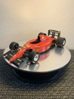 Bburago Ferrari 641/2 Formel 1 Wagen in 1:24 Hessen - Bad Homburg Vorschau