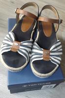 TOM TAILOR Riemchensandale Marine/ Weiß Streifen Sandalette Gr.37 Bayern - Velden Vorschau