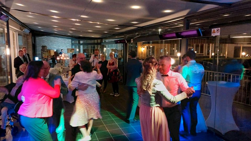 Ihr Dj Stefan für Hochzeit ,Geburtstag ,Partys  2024/25 in Gütersloh