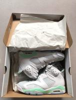 Jordan 6 Mint Foam - EU 42 / US W10 Kr. München - Taufkirchen Vorschau