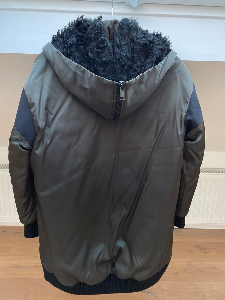 Moncler Damen Parka Jacke in Gr. 36 in Stuttgart