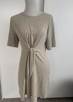 Kurze Kleid Nordrhein-Westfalen - Hiddenhausen Vorschau