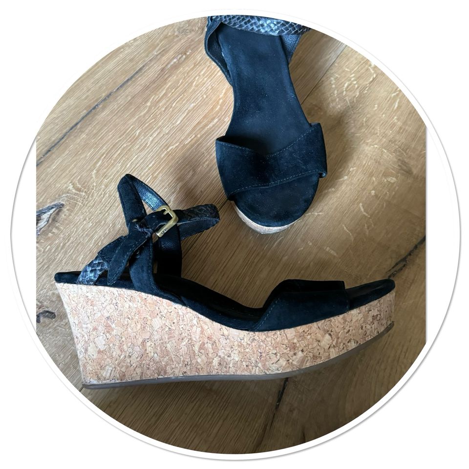 UGG Kork Wedges Gr.39 gut erhalten in Großhansdorf