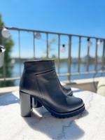 Pollini Leder Stiefelletten Damen schwarz Gr. 39 Berlin - Rummelsburg Vorschau