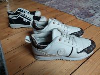 2paar Gebrauchte Schuhe Sneaker Pumps weiß schwarz, Gr. 39 Frankfurt am Main - Altstadt Vorschau
