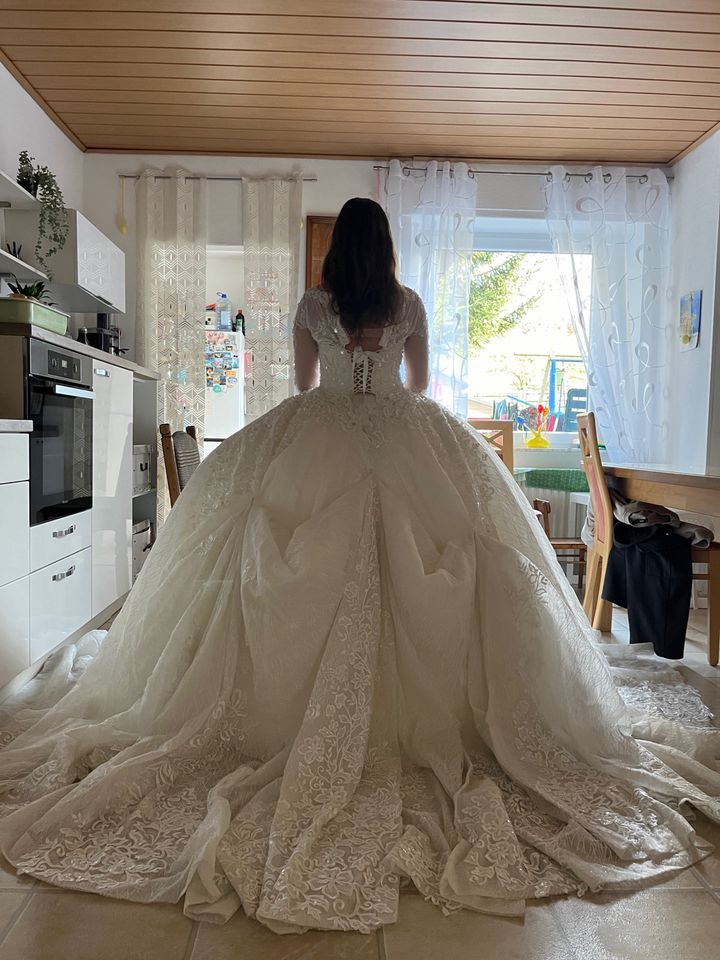 Brautkleid Hochzeitskleid Gelinlik Prinzessinnenkleid A-Linie in Büren