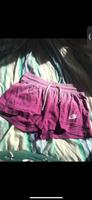 Shorts Sporthose kurze Hose lila S 36 Nike Sachsen - Döbeln Vorschau