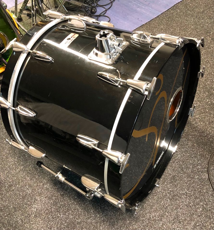 YAMAHA 8000 Tour Custom Traum Shell Set in Mönchengladbach