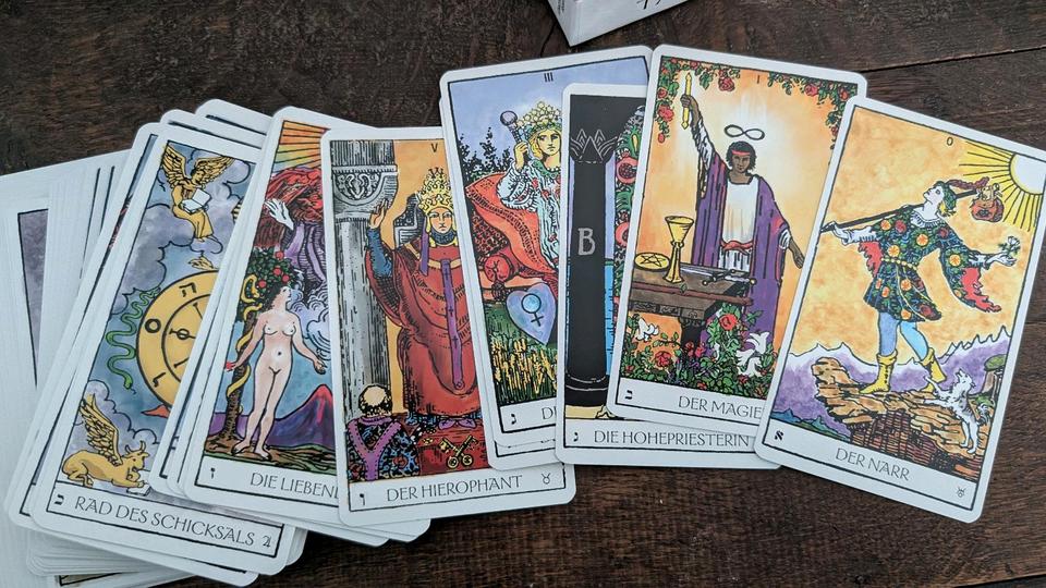 Weiser Tarot deutsch neuwertig ähnlich Rider Waite Smith in Eppstein