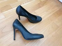 buffallo Absatz Schuhe Pumps Gr. 39 Echtleder Hessen - Darmstadt Vorschau