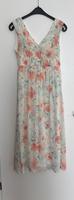 Maxikleid Sommerkleid mit Blüten mit Ausschnitt und Rücken Gr.S Kr. München - Gräfelfing Vorschau