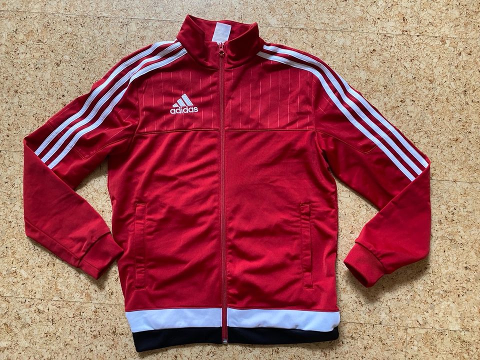 ADIDAS Trainingsjacke rot Gr. 164 in Hannover Nord kleinanzeigen