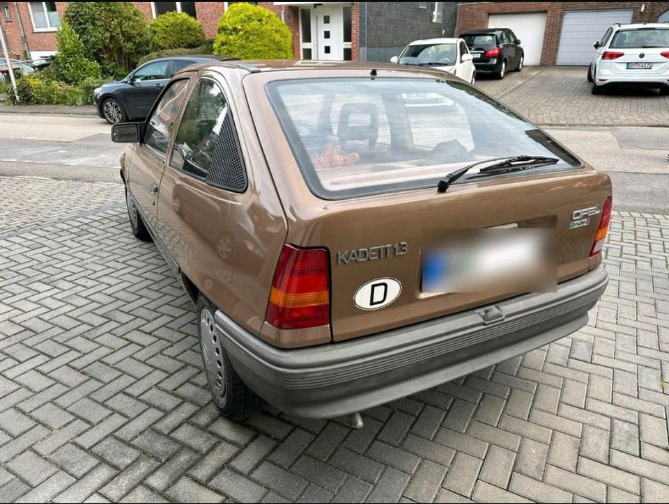 Opel Kadett GL in Aachen