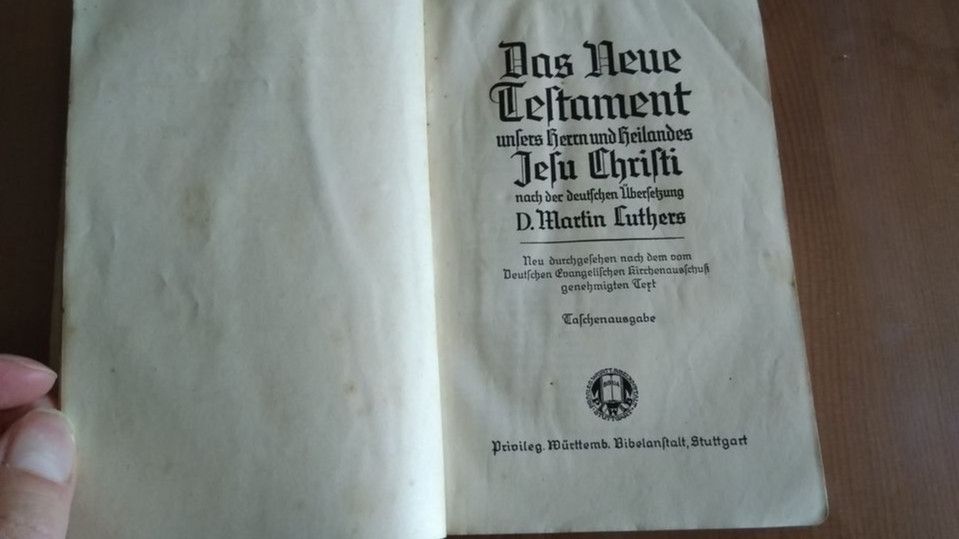 Bibel von 1939 und Gesangbuch von 1888 in Chemnitz