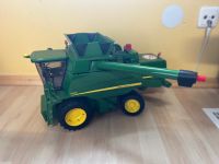 BRUDER JohnDeere Mähdrescher T670i Bayern - Altomünster Vorschau