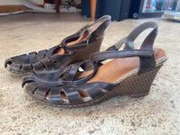Sandalen Leder Gr. 38.5 Baden-Württemberg - Weinheim Vorschau