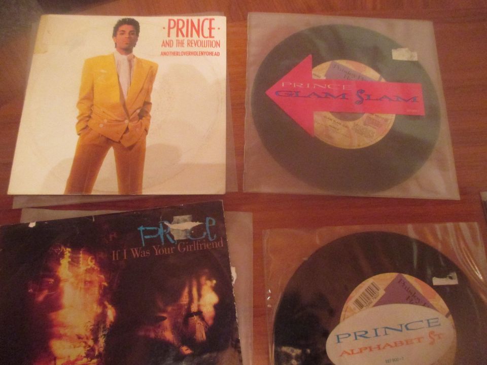 7 versch. originale gebrauchte PRINCE Vinyl Singles 7 " abzugeben in Augsburg