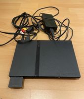 PlayStation 2 inkl. Kabel + 2 Controller + 2 Singstar Mikros Nordrhein-Westfalen - Hemer Vorschau