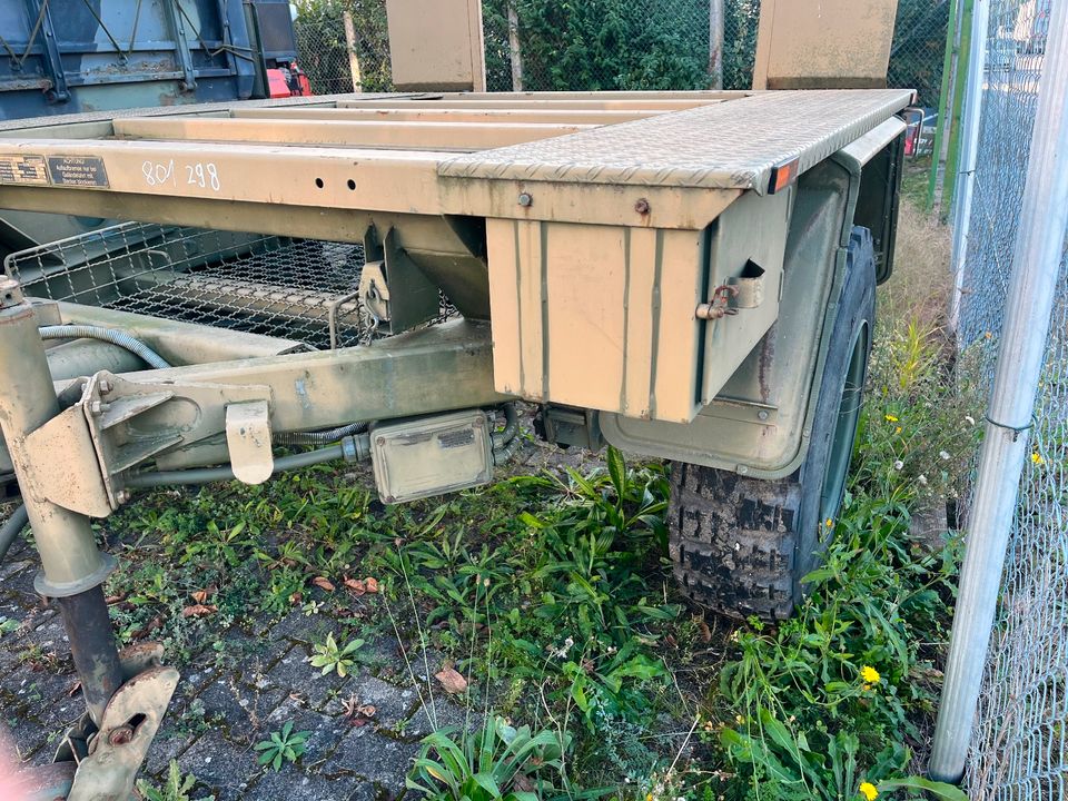 Anhänger Bundeswehr Auflaufgebremst Unimog Traktor u.a. in Neuried