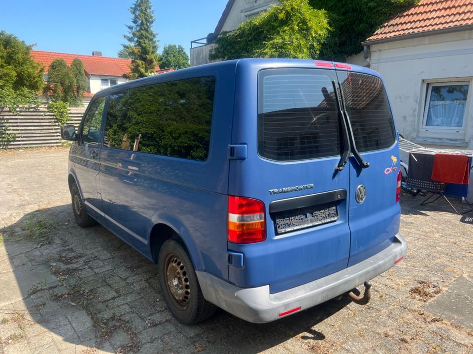 Volkswagen T5 TRANSPORTER 2.5TDI DPF*9-SITZ*KLIMA*STDHZG*SH in Friedeburg