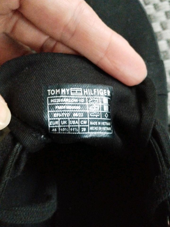 Tommy Hilfiger Sneaker schwarz Gr.45 NEU in Neuss