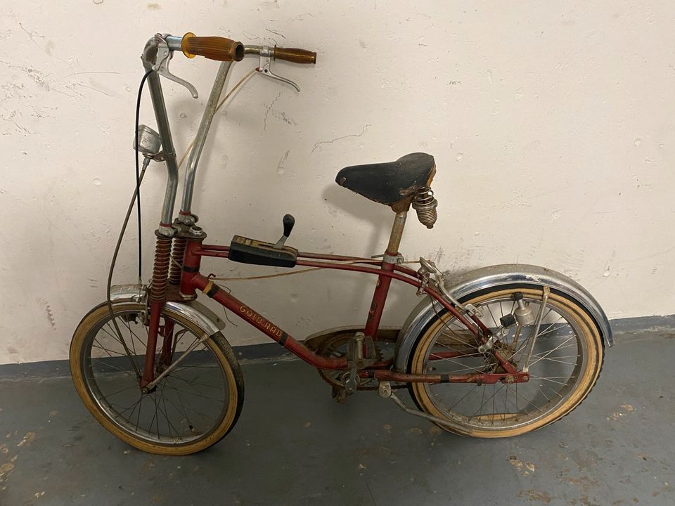 Fahrrad, ganz alte Modell in Erftstadt