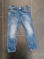 Zara Jeans Gr. 98 Perlen Nordrhein-Westfalen - Bestwig Vorschau