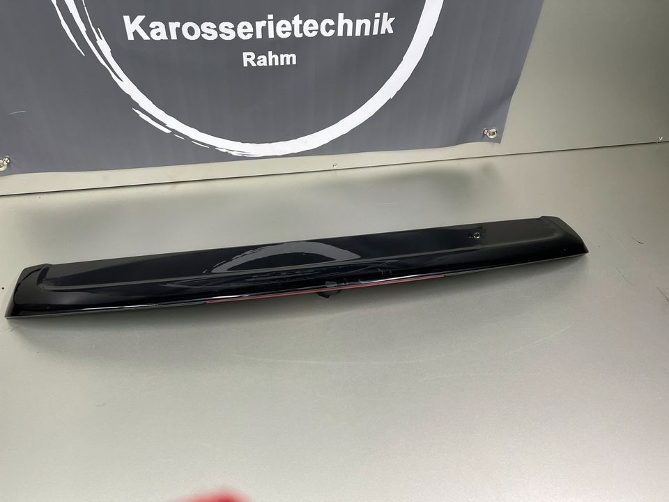 VW Touareg 7L Spoiler Heckklappe Dachkante 7L6827933H in Kürten