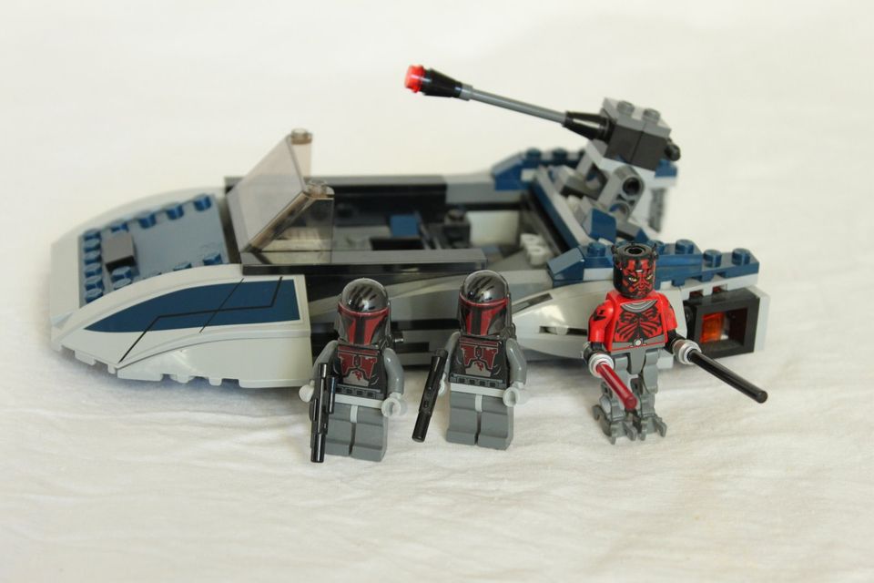Lego star wars store mandalorian speeder darth maul