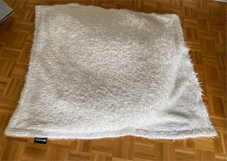 Smoothy XXL Sitzsack, weiß, flauschig, Hülle waschbar in Neu Ulm