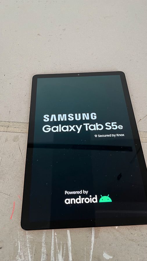 Samsung Galaxy Tab S5e 64GB /LTE mit Bookcover Keyboard - wie neu in Berlin