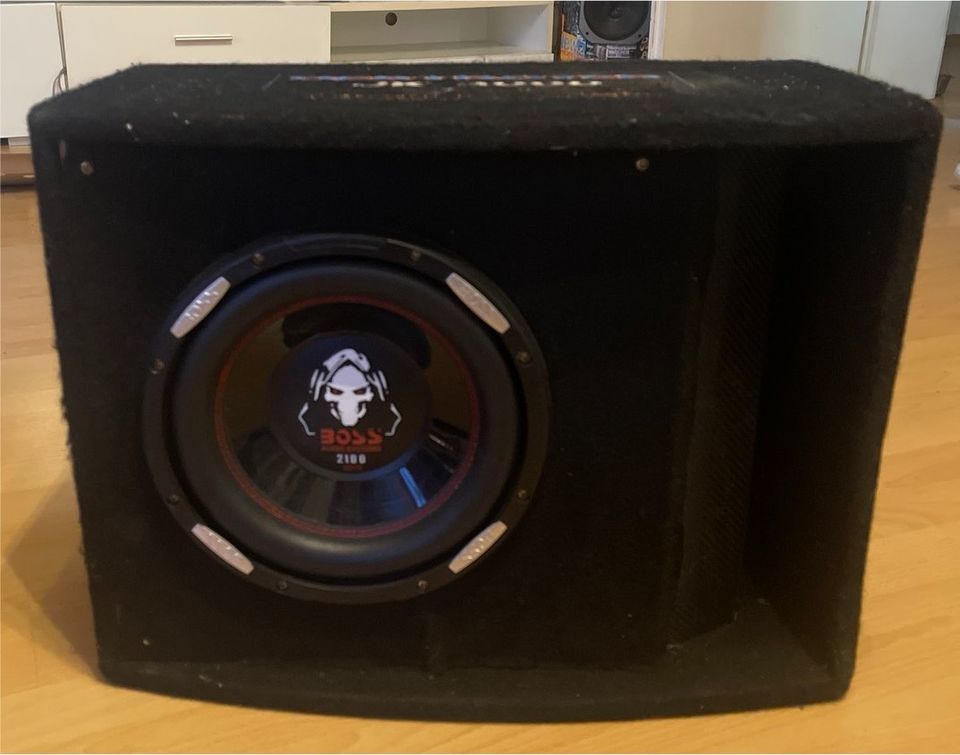 Auto subwoofer in Tegernheim