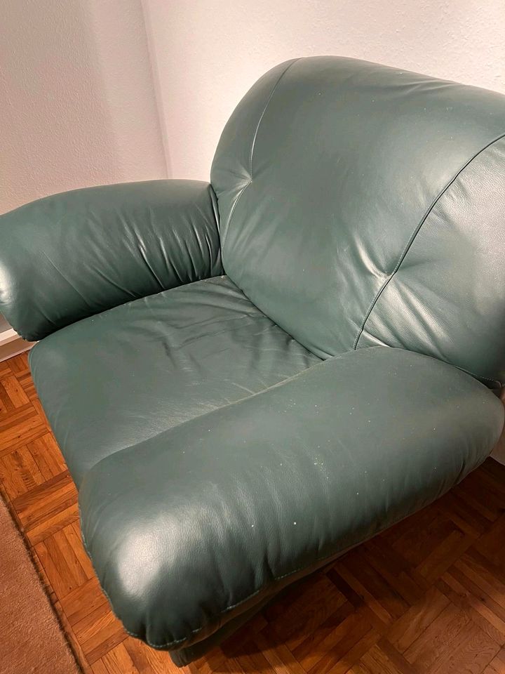 Ledersessel Couch Sessel grün Leder Couchsessel bequem in Dietzenbach
